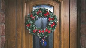 how to make a christmas wreath